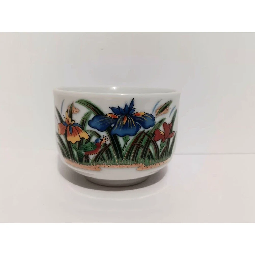 Japanese Porcelain Yunomi Tea Cup Irises Floral Design 2
